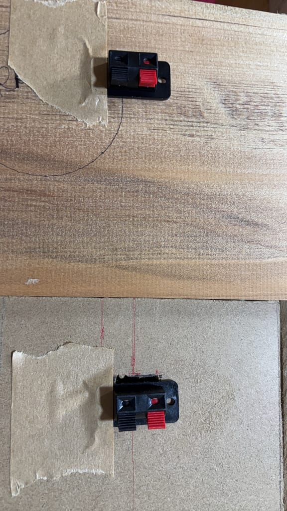 スピーカー背面端子取り付け